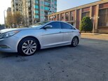 Hyundai Sonata-4
