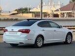 Kia Cadenza-6