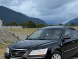 Hyundai Sonata-12