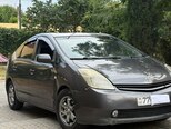 Toyota Prius-13