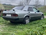Mercedes 190-5