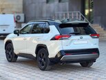 Toyota RAV4-8