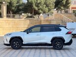 Toyota RAV4-6