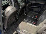 Volvo XC90-11