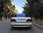 Mercedes E 270-6