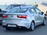 Kia Rio-10