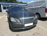 Mercedes E 220-1