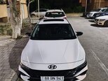 Hyundai Elantra-1