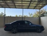 Mercedes E 240-3