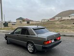 Mercedes 190-4