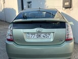 Toyota Prius-7