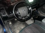 Toyota Prius-5