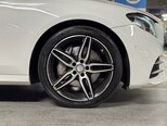 Mercedes E 200-11