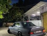 Mercedes 250 D-4