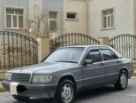 Mercedes 190-1