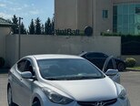 Hyundai Elantra-1