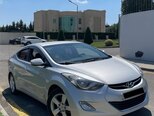 Hyundai Elantra-6