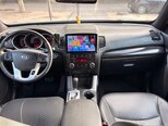 Kia Sorento-13