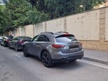 Infiniti QX70S-4