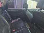 Kia Sorento-9