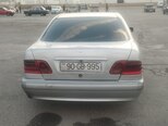 Mercedes E 220-2