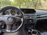 Mercedes E 350 4MATIC-5