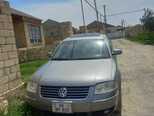 Volkswagen Passat-1