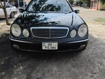 Mercedes E 240-1