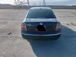 Volkswagen Passat-2