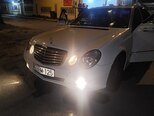 Mercedes E 220-2