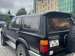 Toyota Hilux Surf-5