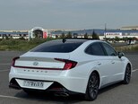 Hyundai Sonata-6