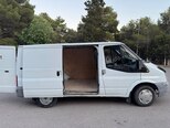 Ford Transit-12