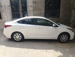 Hyundai Accent-2