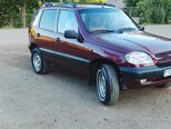 Chevrolet Niva-4