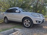 Hyundai Santa Fe-5