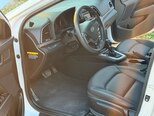Hyundai Elantra-6
