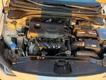Hyundai Elantra-8