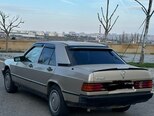 Mercedes 190-2