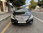 Hyundai Sonata-1