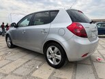 Kia Ceed-8