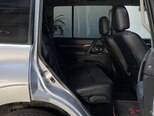 Mitsubishi Pajero-18