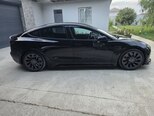 Tesla Model 3-12