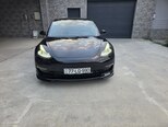 Tesla Model 3-13