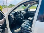 Hyundai Santa Fe-13