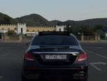 Mercedes E 200 4MATIC-3