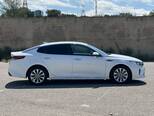 Kia K5-8