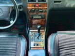 Mercedes E 240-8