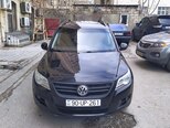 Volkswagen Tiguan-1