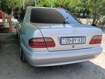 Mercedes E 220-6